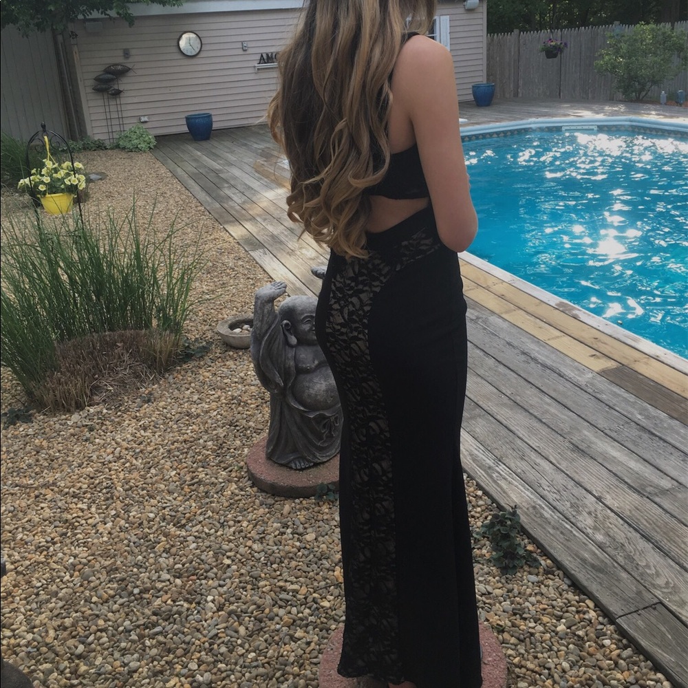 BLACK PROM DRESS